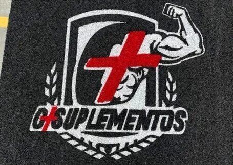Tapetes para Academias em uso profissional em imagem de referência da Real Tapetes Tapetes para Academias em uso profissional em imagem de referência da Real Tapetes