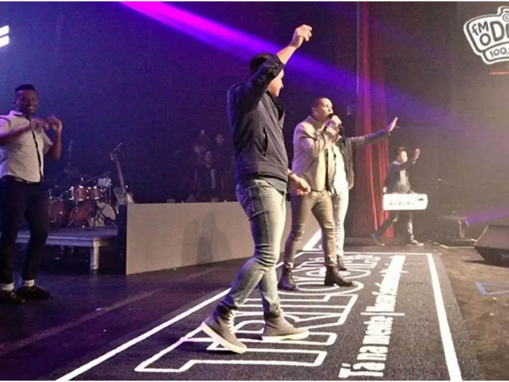 Tapetes para Shows, Artistas, Palco e Eventos - Real Tapetes RJ